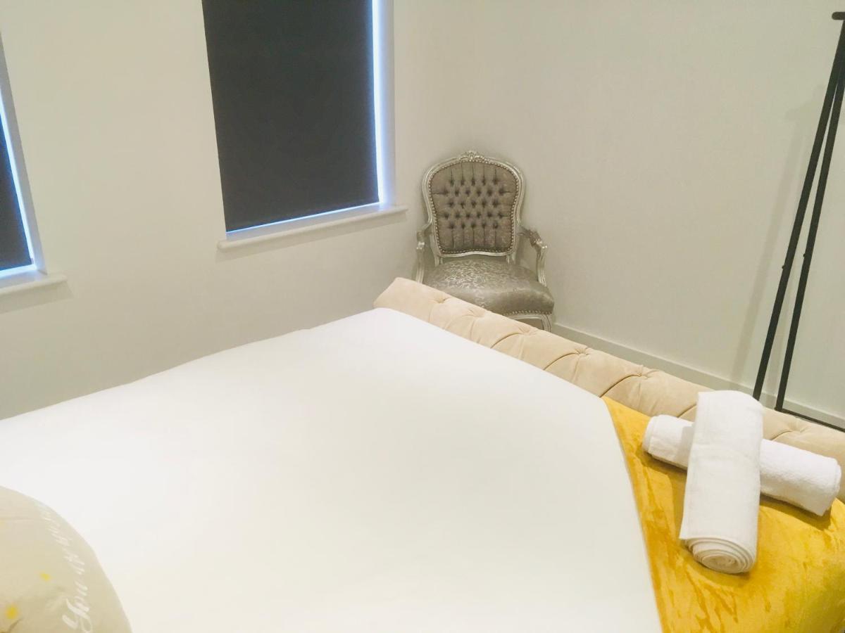 Huntingdon Apartment Bagian luar foto